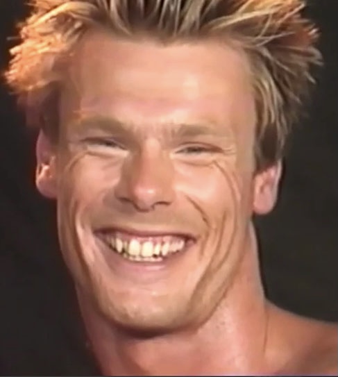 พี่หลาม ยิ้ม.jpg