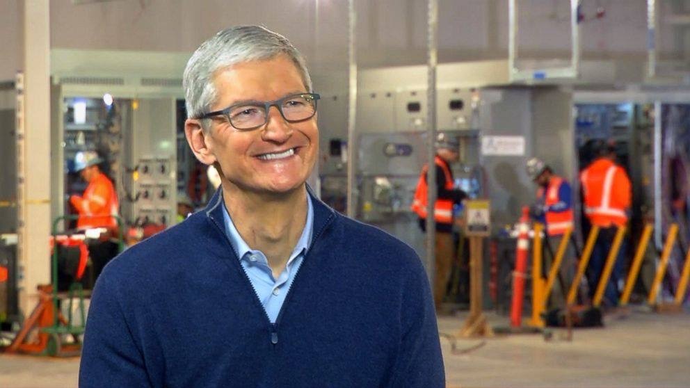 Tim Cook Smile.JPG